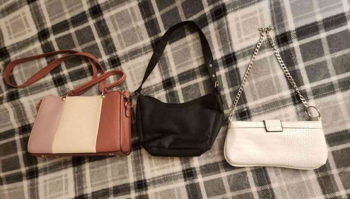 Womens Purses 3pc - Kansas City, Missouri - FleaMarketBay