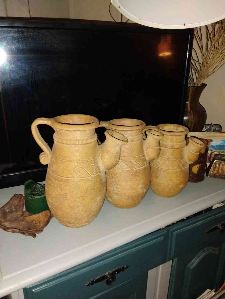 Mexican pottery - Casa Grande, Arizona