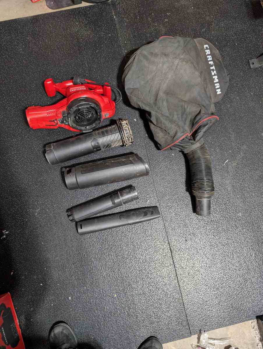 Craftsman 3in1 blower vacuum and mulcher - Richfield, Ohio