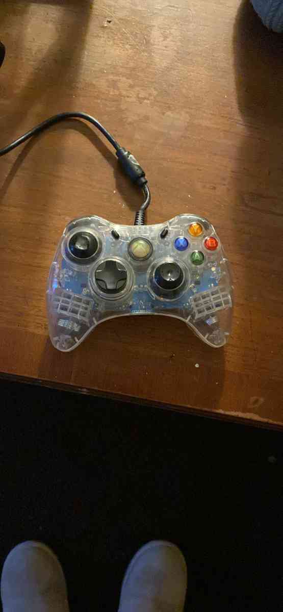 Xbox 360 controller - Eminence, Kentucky - FleaMarketBay
