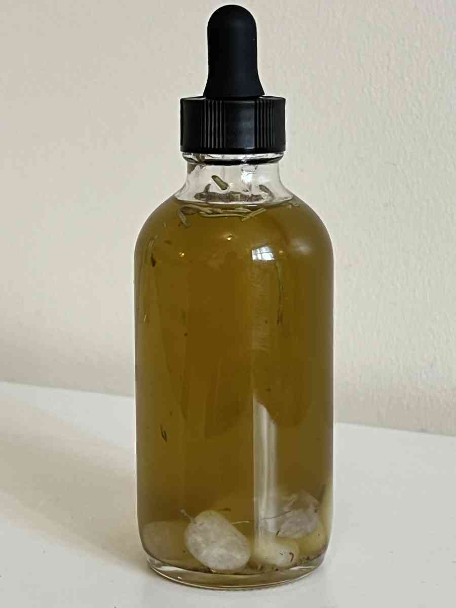 RENAISSANCE OIL - Brooklyn, New York - FleaMarketBay