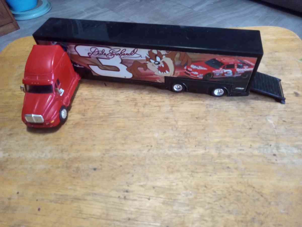 Nascar lot - San Antonio, Texas - FleaMarketBay