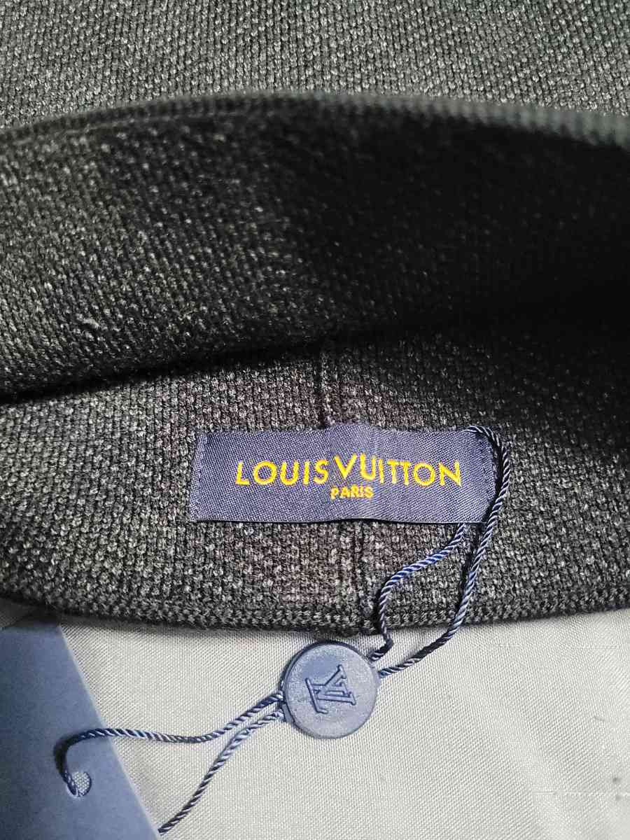 Mens Beanie - Benton, Arkansas - FleaMarketBay