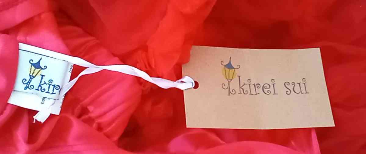 4 to 5yrs Red TuTu Pettiskirt NWT Button Cinchers - Dallas, Texas - FleaMarketBay