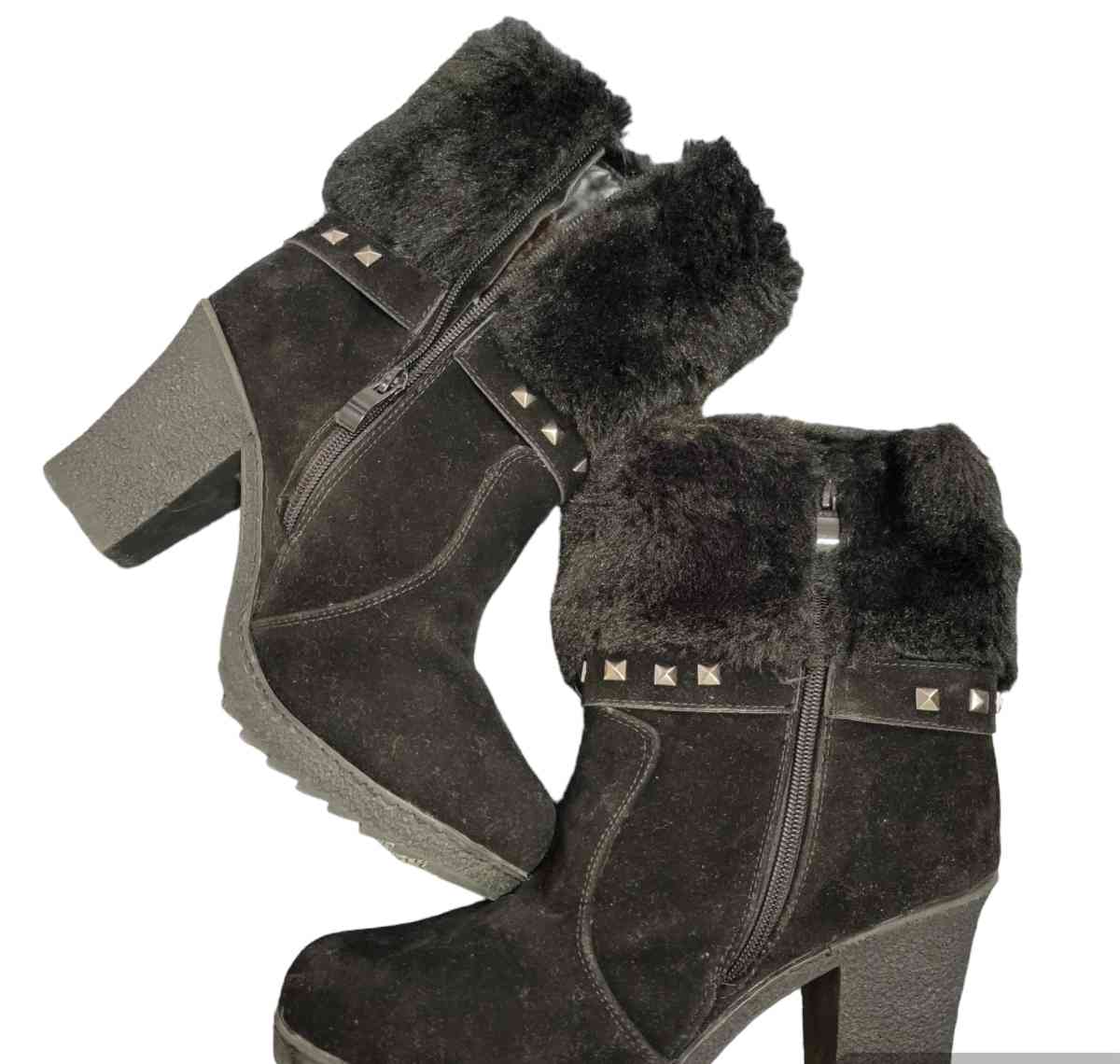 Black Faux Fur Ankle length Boots Size 41 - Fort Lauderdale, Florida - FleaMarketBay