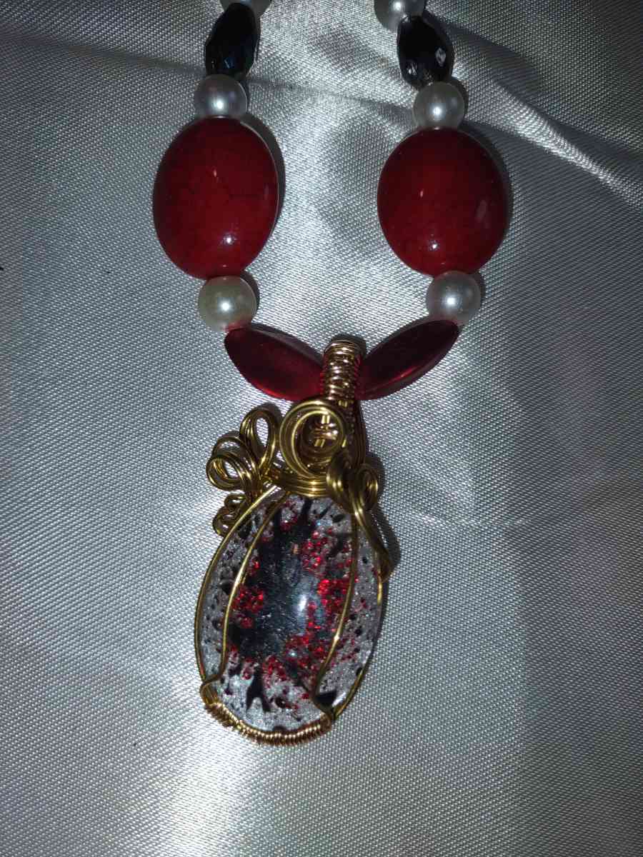 one of a kind handmade necklace - Abbeville, Alabama