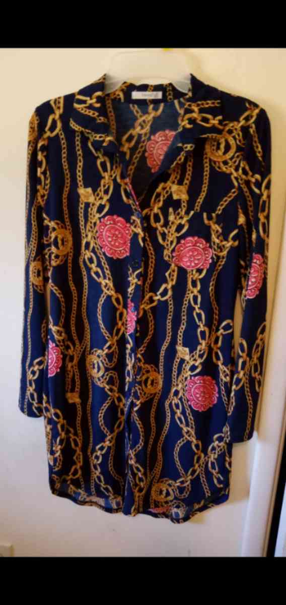 Womens long sleeve blue buttonup Shirt with Chain Design - Lithonia, Georgia - FleaMarketBay