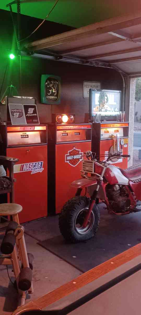 gas station pump - Queen Creek, Arizona - FleaMarketBay