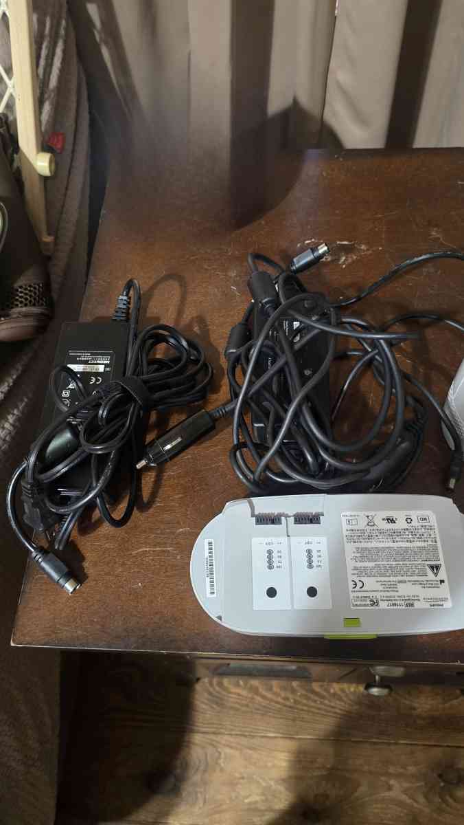philips simply go mini portable oxygen concentrator - Trion, Georgia - FleaMarketBay