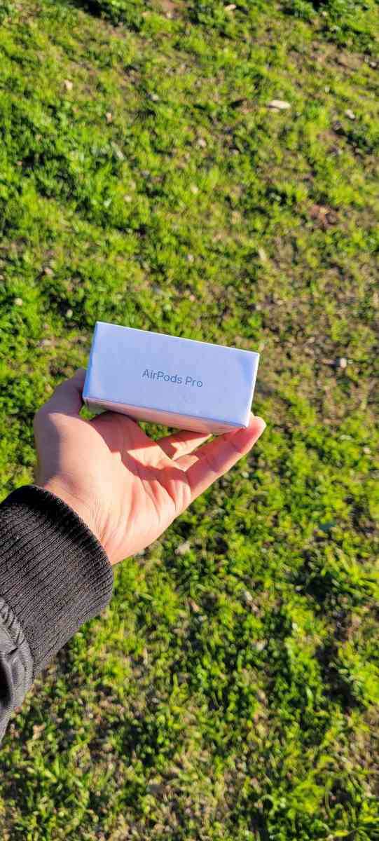 Airpods Pro 2 - Sacramento, California - FleaMarketBay