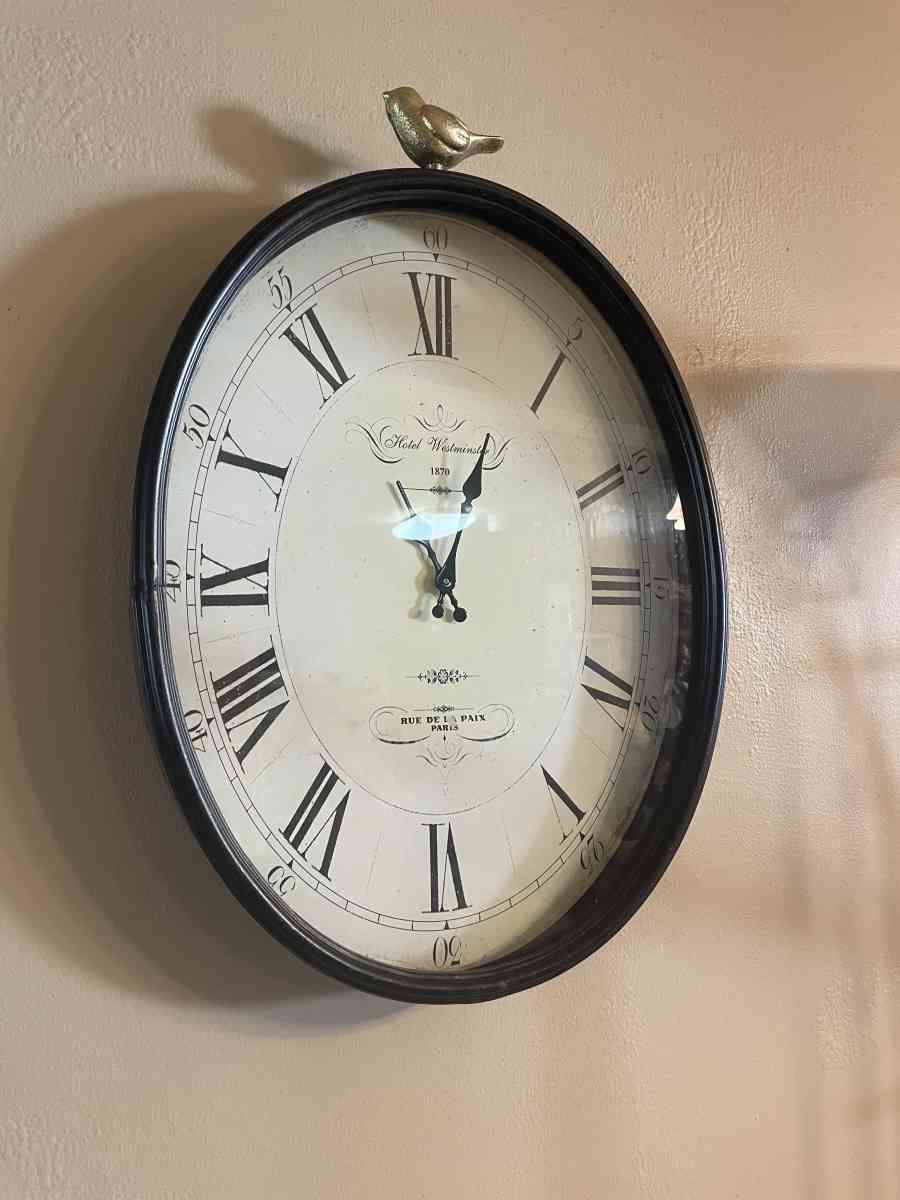 Gold Bird Wall Clock - Loughman, Florida - FleaMarketBay