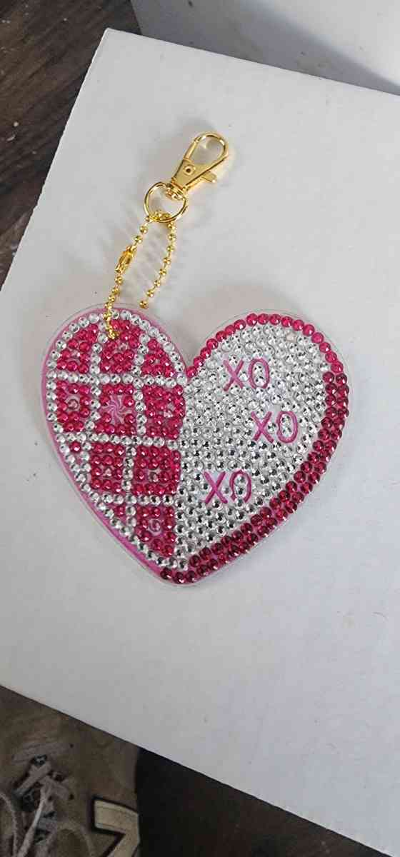 diamond painting finished - San Bernardino, California - FleaMarketBay