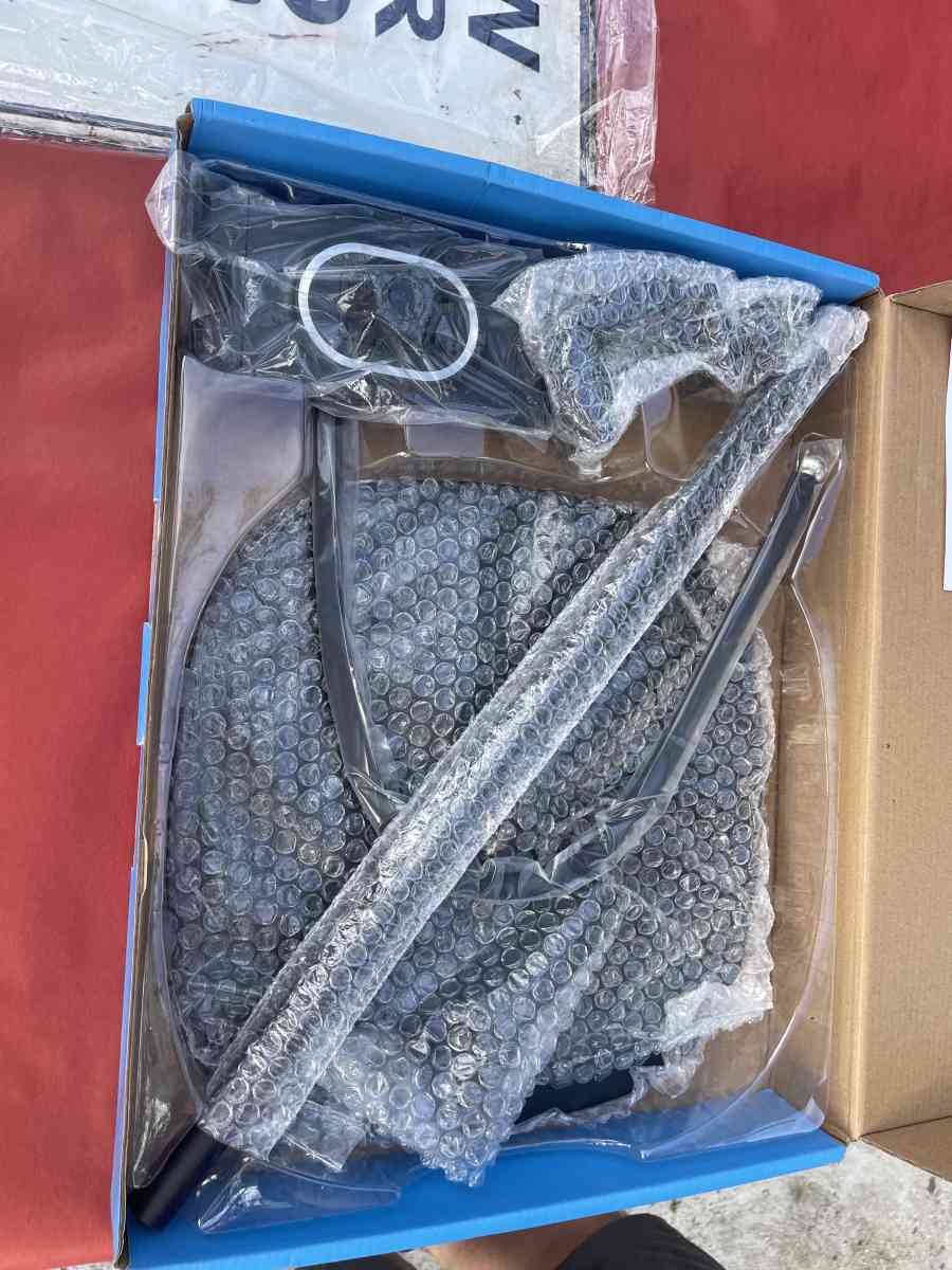 New Tablet Holder - Loughman, Florida - FleaMarketBay