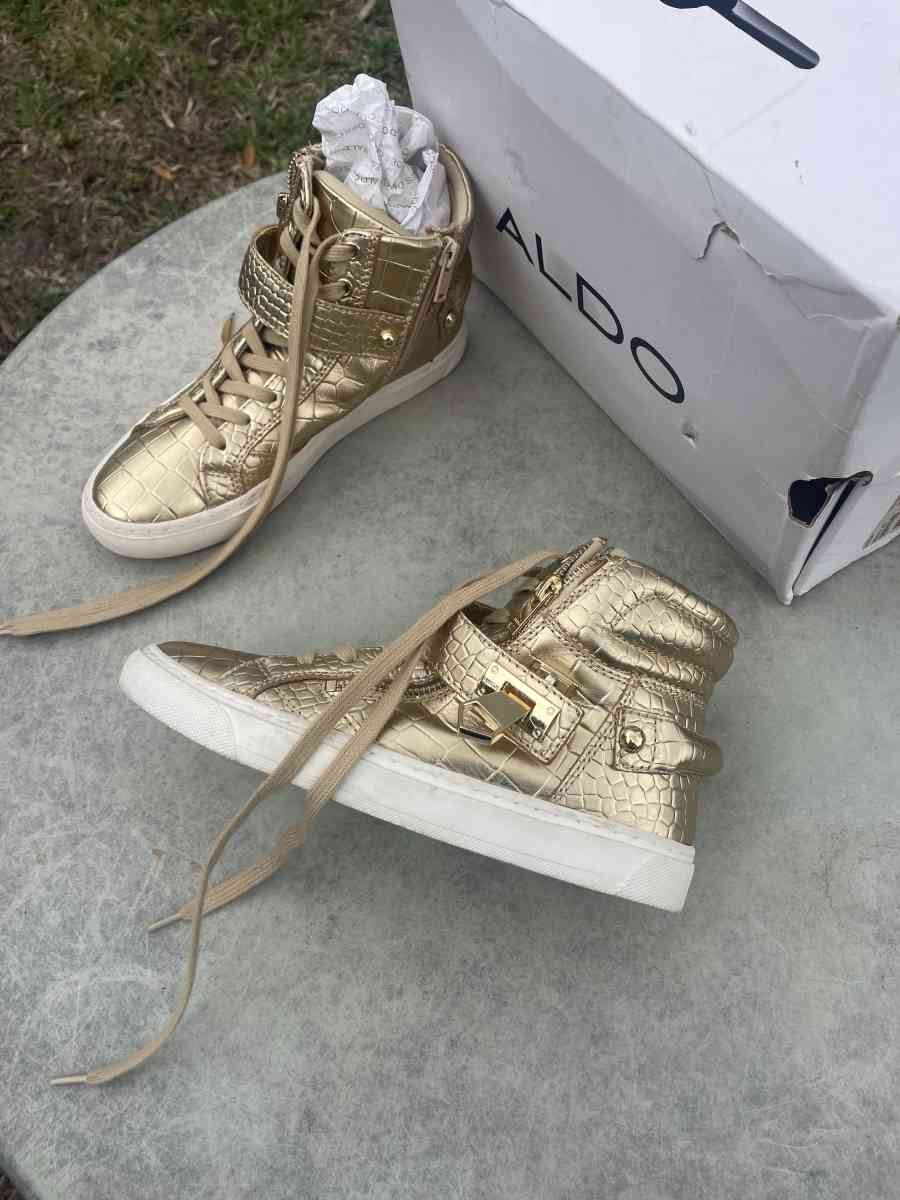 Like New Gold  Aldo High Tops - Kissimmee, Florida - FleaMarketBay