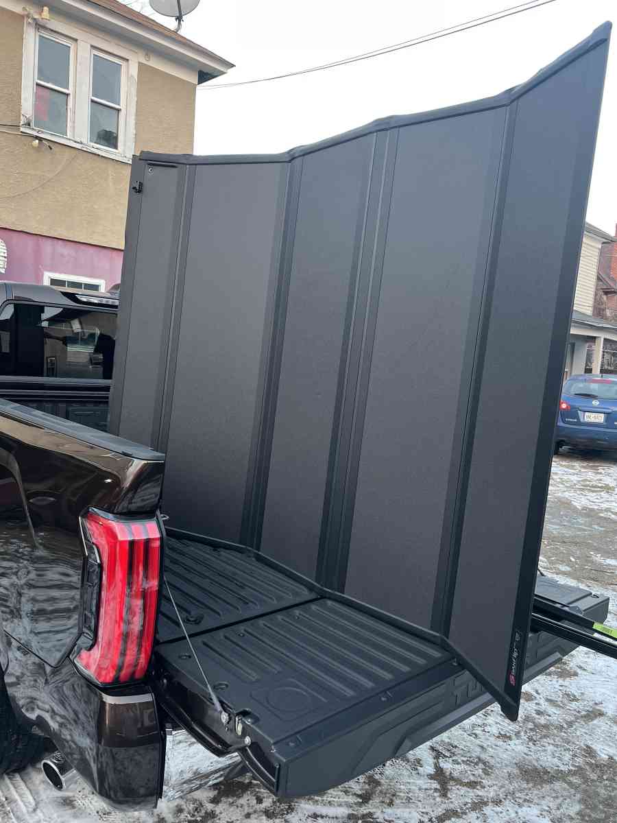 cover - Inwood, New York - FleaMarketBay