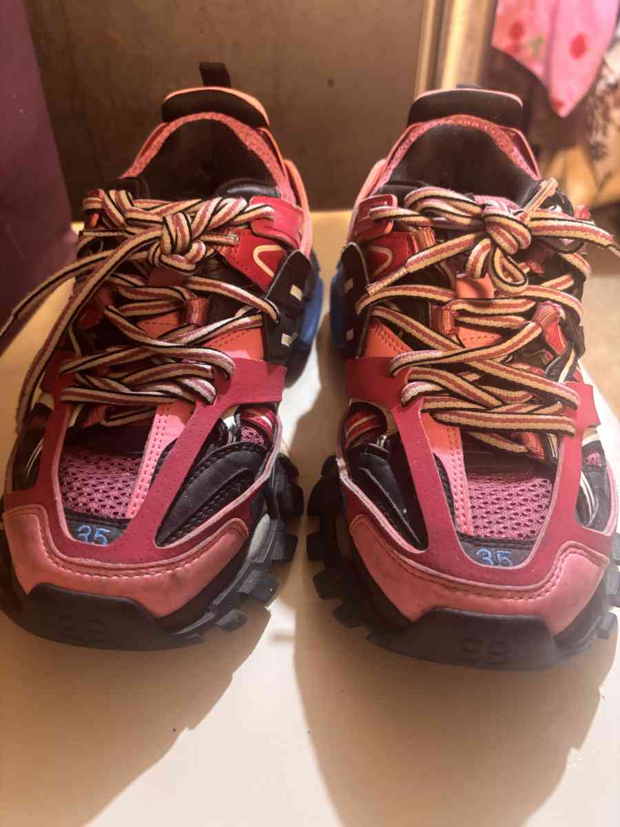 balenciaga - Bronx, New York