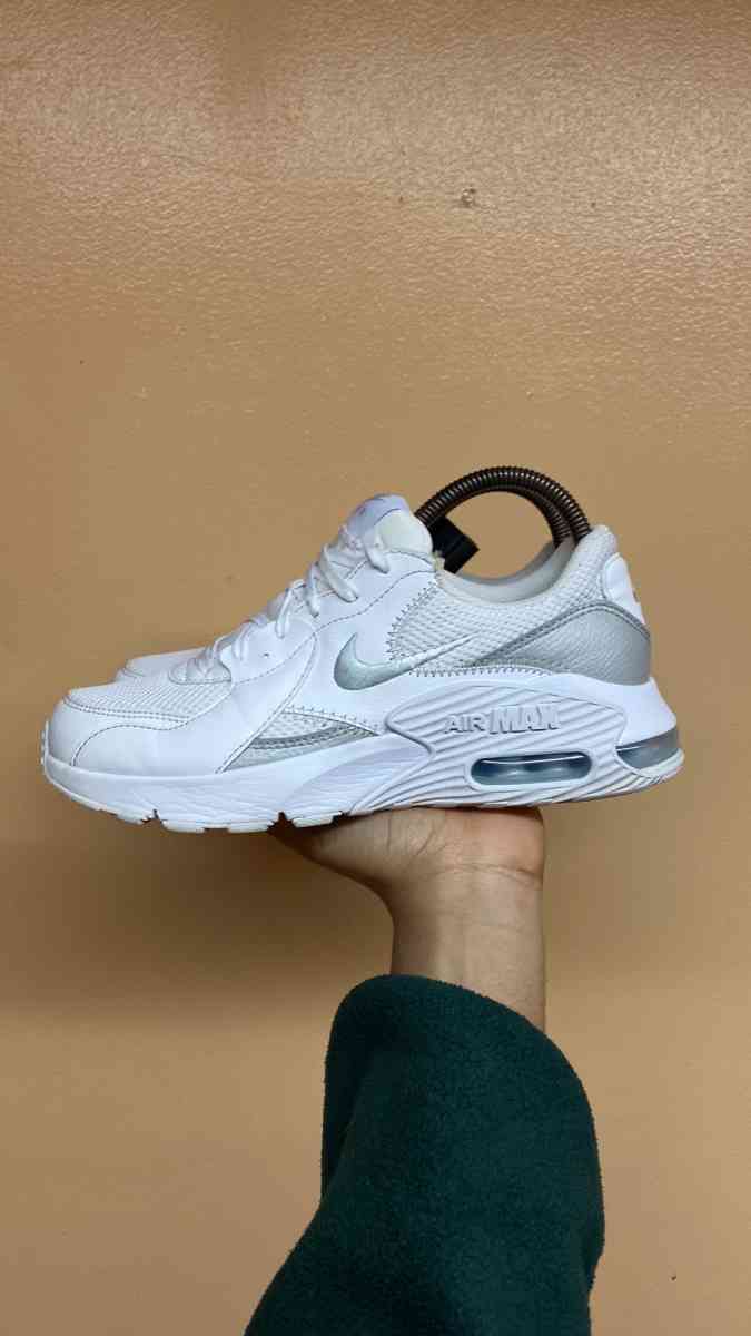 Nike Air Max Excee White Metallic Platinum - Frederick, Maryland - FleaMarketBay