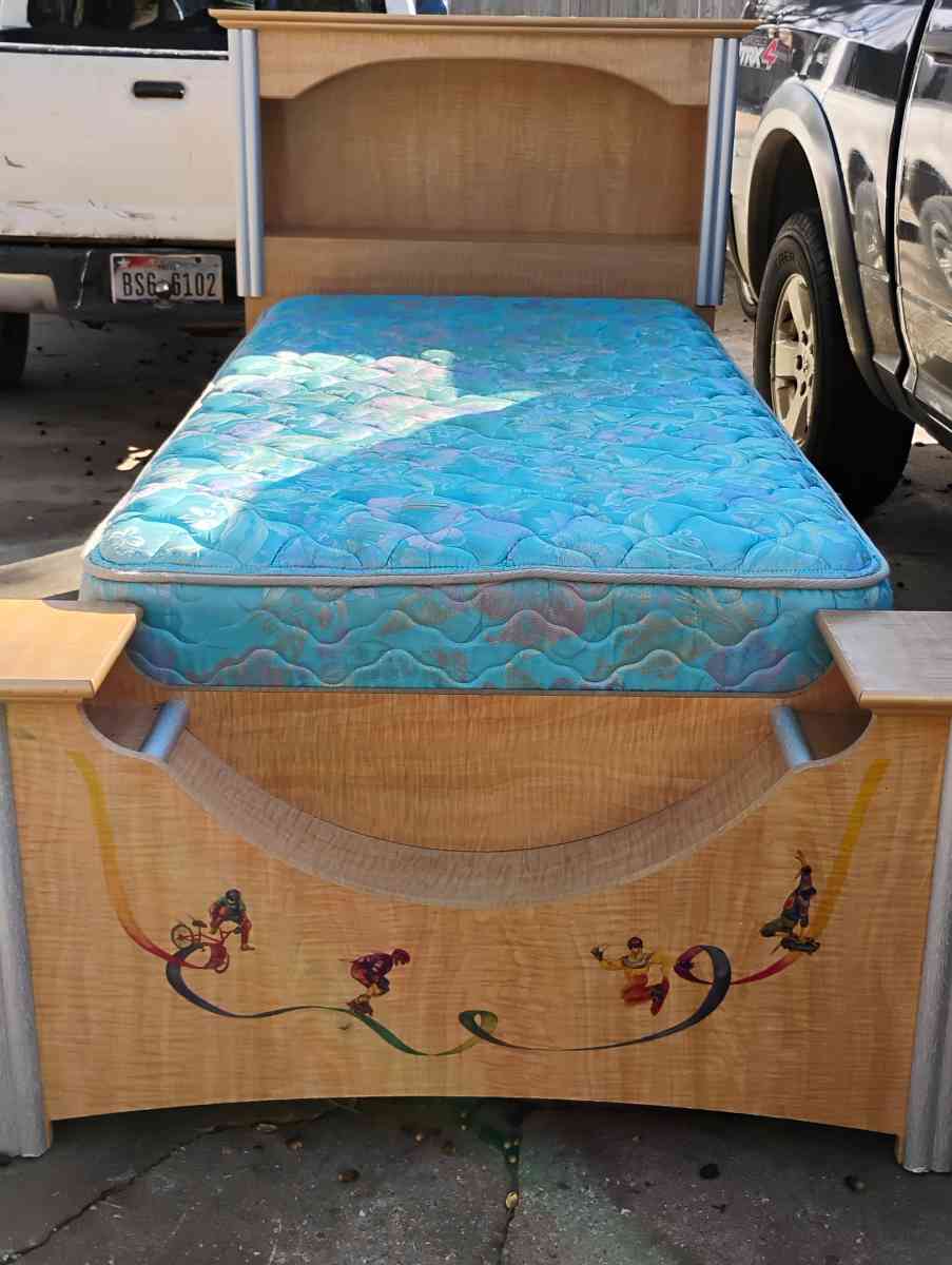 Twin Bed Frame - Baytown, Texas - FleaMarketBay