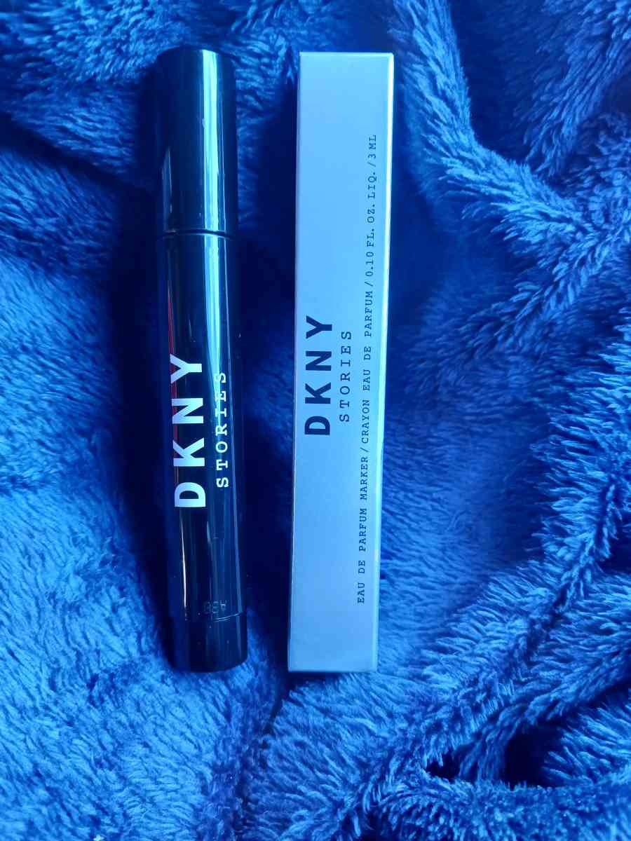Dkny stories perfume stick - Hanford, California