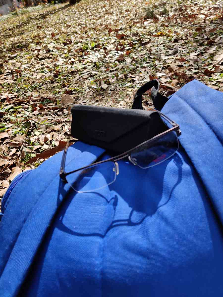 Tumi t108 5318140 brown stainless steel w glasses case - Acworth, Georgia - FleaMarketBay