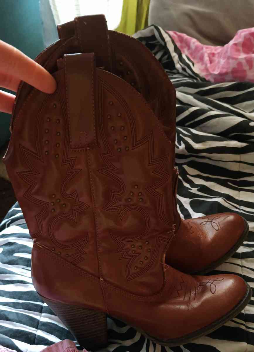 Cowgirl boots - Douglasville, Georgia - FleaMarketBay