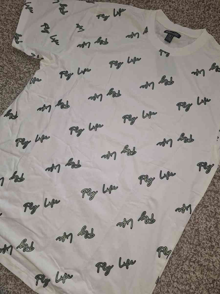 Premium mens shirt - Lawrenceville, Georgia - FleaMarketBay