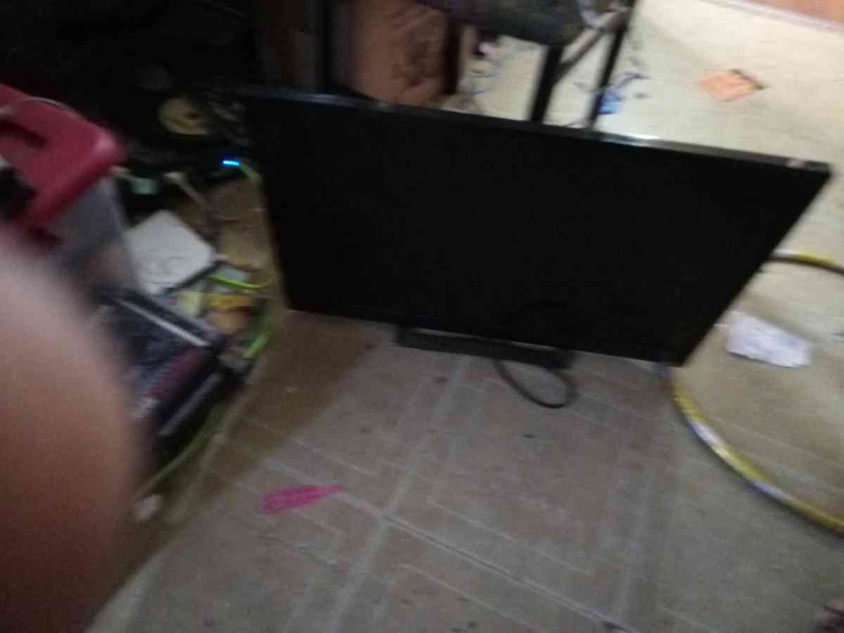 Vizio tv 20 in - Kentwood, Louisiana