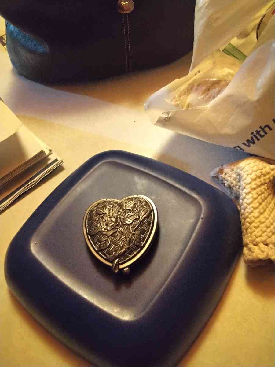 Mirror - Sweet Home, Oregon