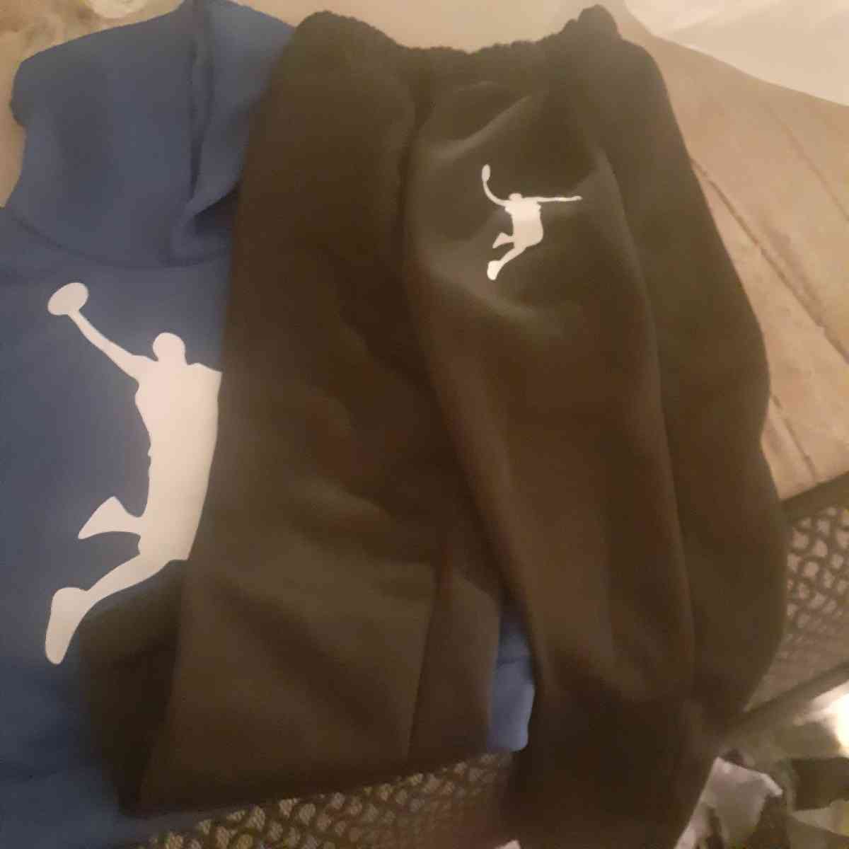 Boys Hoodie with Sweatpants - Napa, California