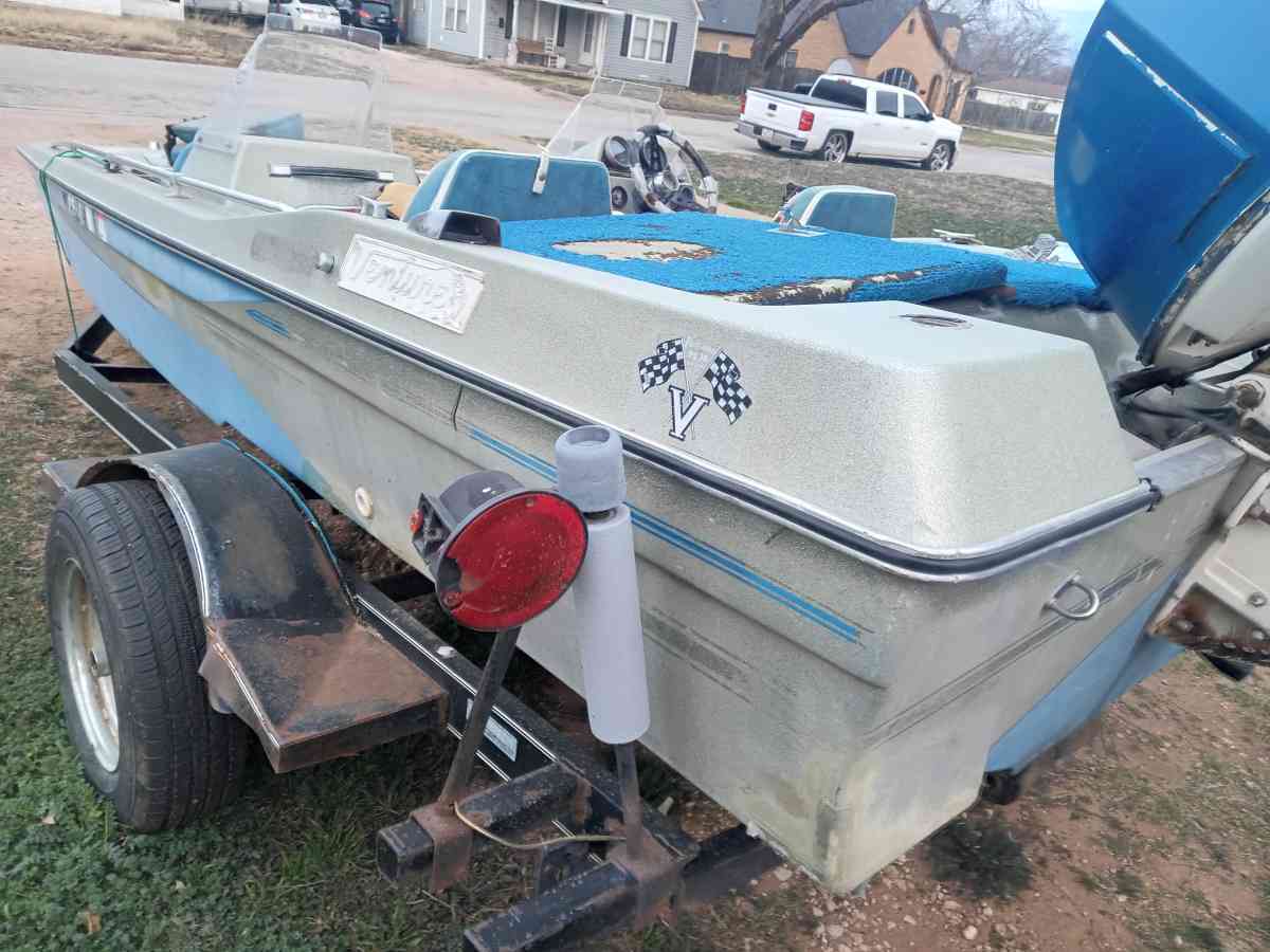 boattrailer and boat no title - Abilene, Texas - FleaMarketBay