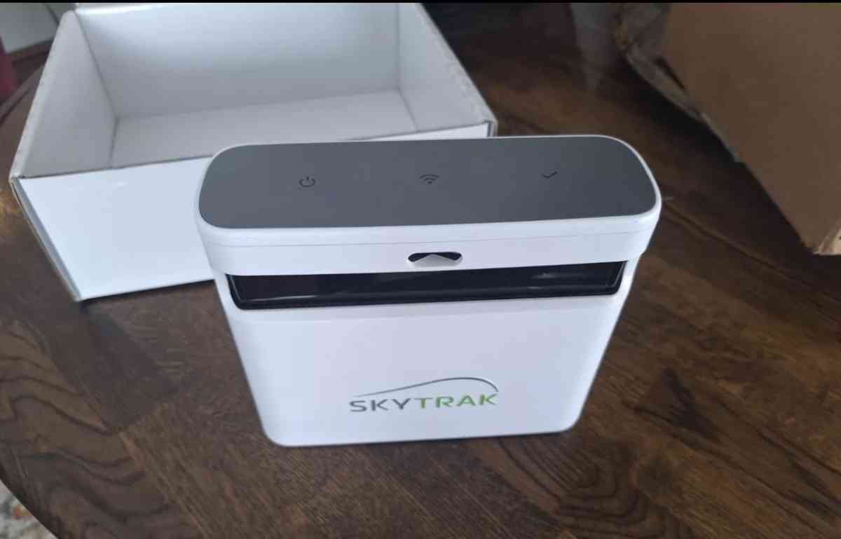 SkyTrak Plus Golf Simulator