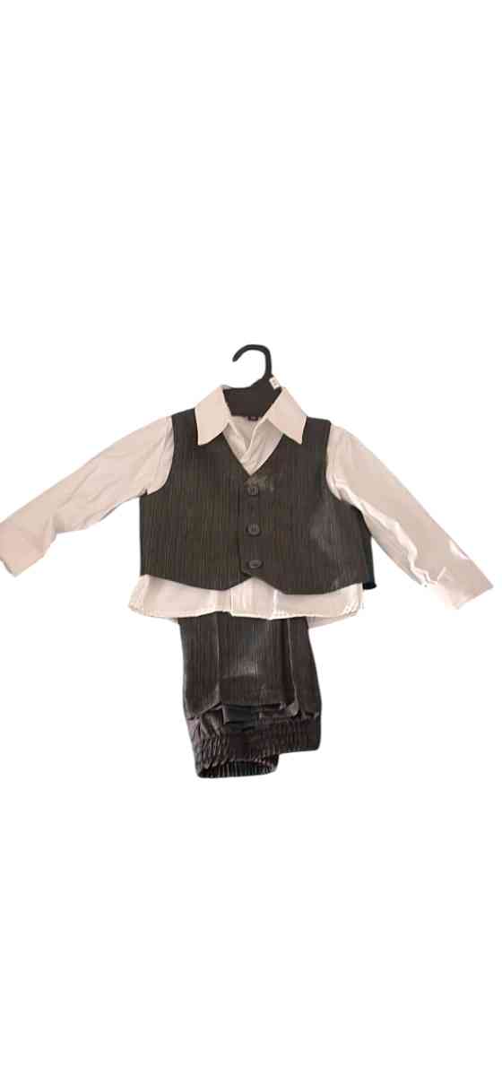 18 months Boy Suit - Fresno, California