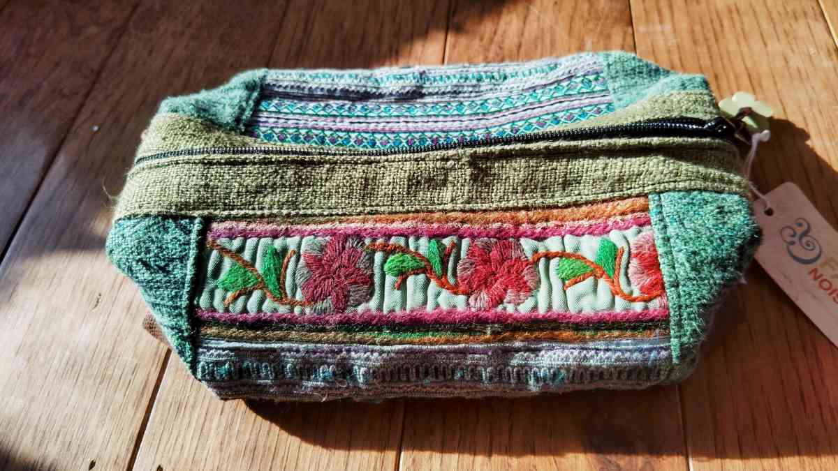 Womens Handcrafted NWT Embroidered Boho Ethnic Style Textile - Philadelphia, Pennsylvania - FleaMarketBay