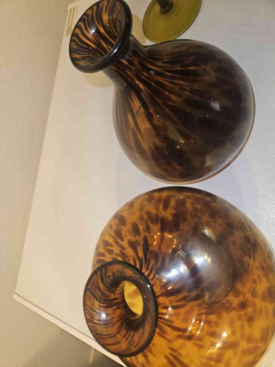vintage amber glass vases - Aurora, Colorado - FleaMarketBay