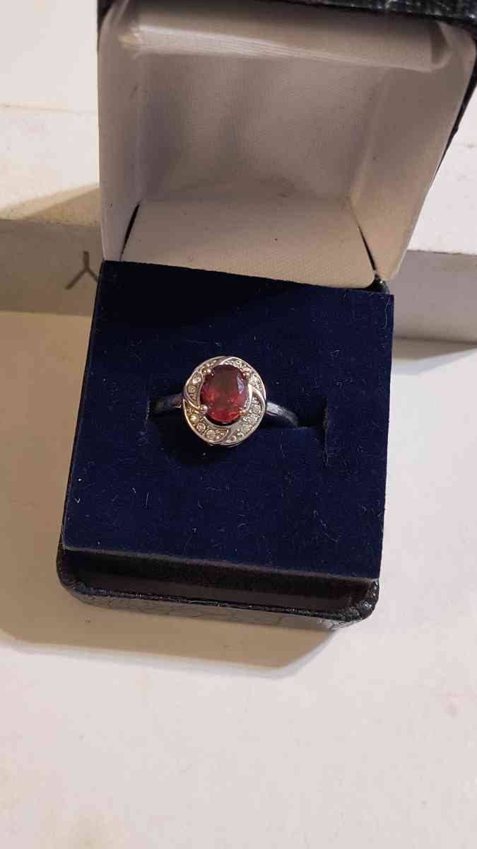 Garnet Ring - Greenville, Illinois - FleaMarketBay