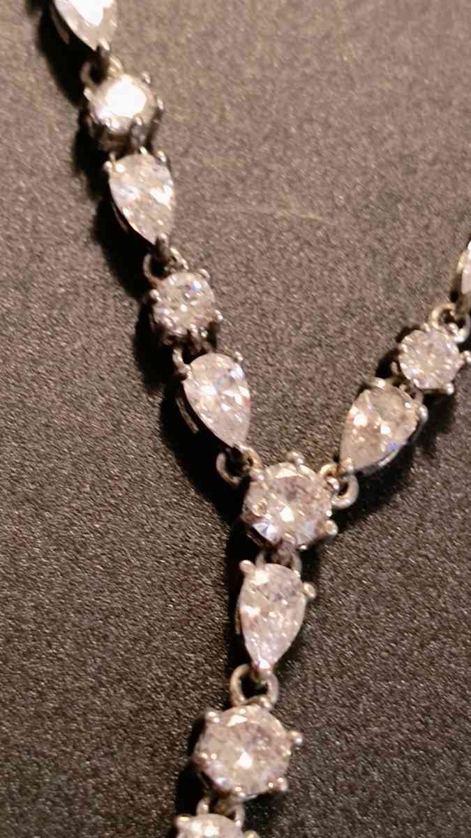 Bijouterie Gonin Necklace - Greenville, Illinois - FleaMarketBay