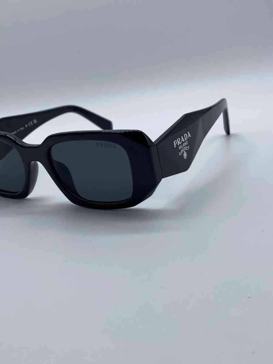 Prada Sunglasses - Alicia, Arkansas - FleaMarketBay