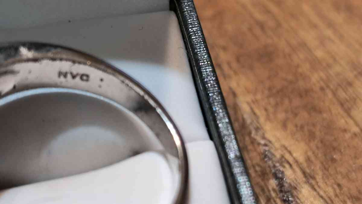 Avon Ring - Greenville, Illinois - FleaMarketBay