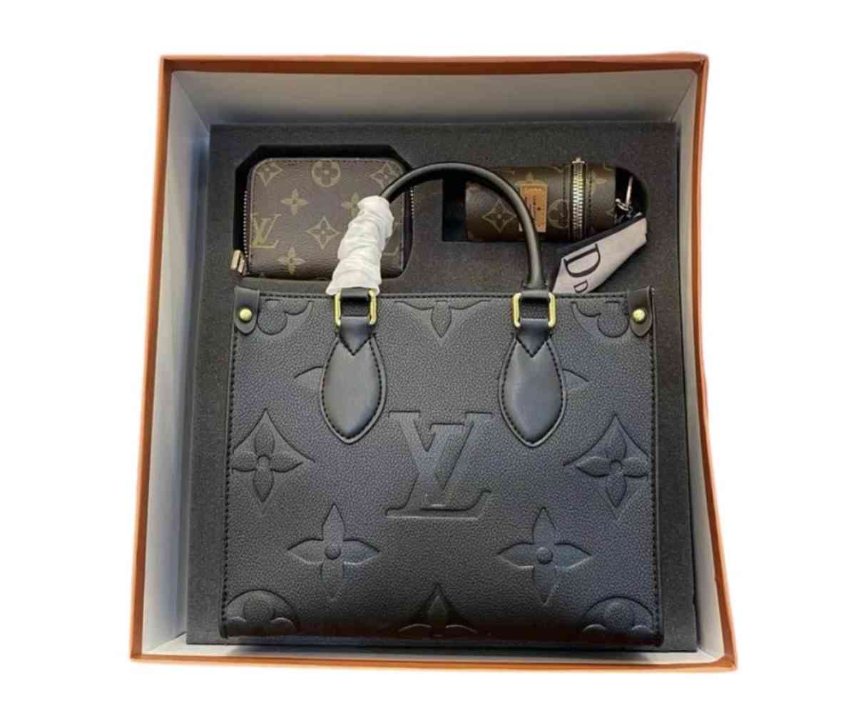 Handbag - Lewisville, Texas