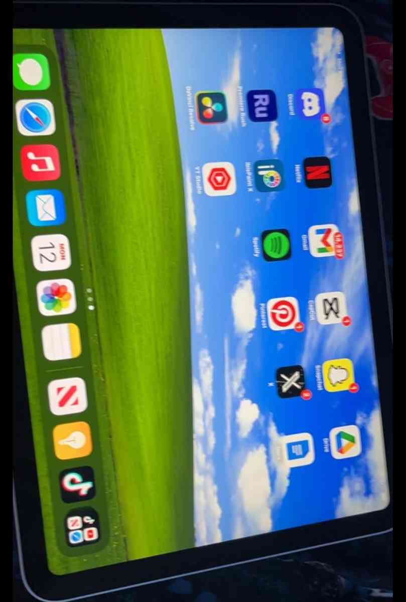 iPad 10th Generation - Bronx, New York