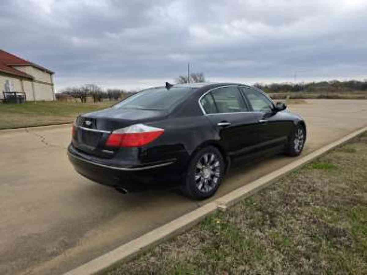 2009 Hyundai Genesis 38L - Mansfield, Texas - FleaMarketBay