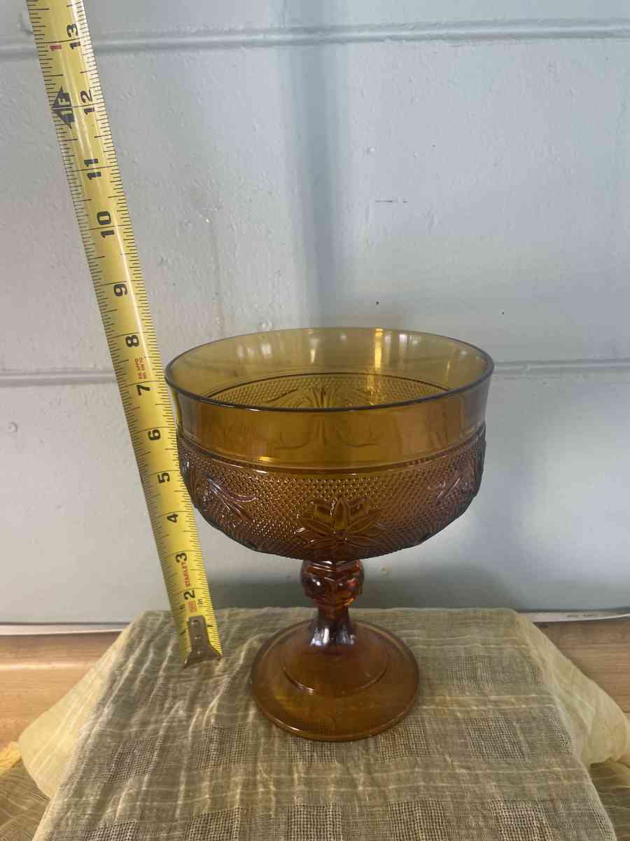 Tiara Amber Glass Collection - Kissimmee, Florida - FleaMarketBay