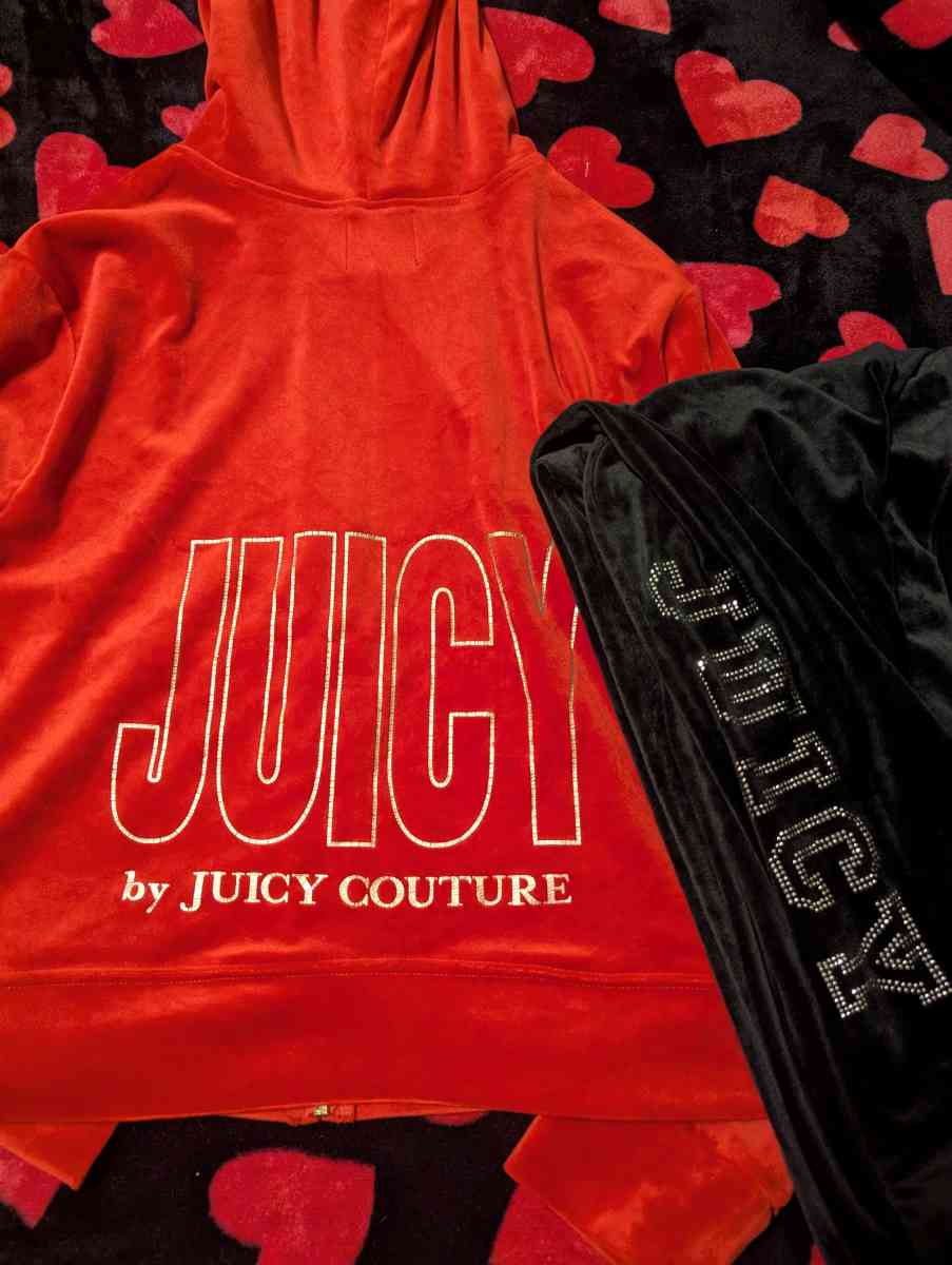 Juicy couture track suit red and black - Neosho, Missouri