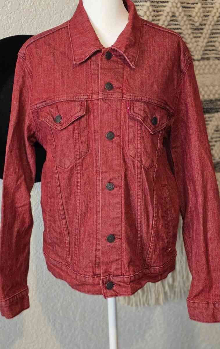 Levis The Trucker Red Denim Jean Jacket - Defuniak Springs, Florida - FleaMarketBay