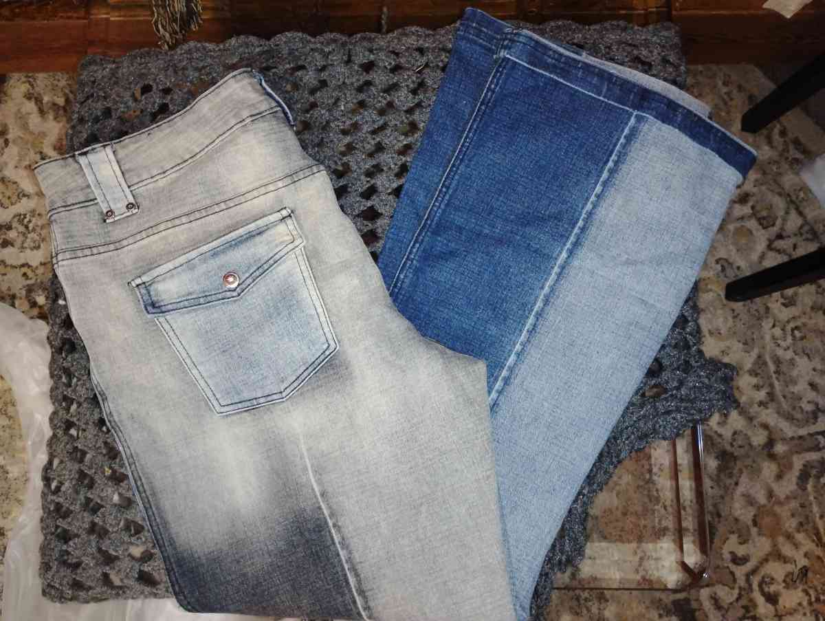 two tone cast jeans - Salisbury, North Carolina - FleaMarketBay