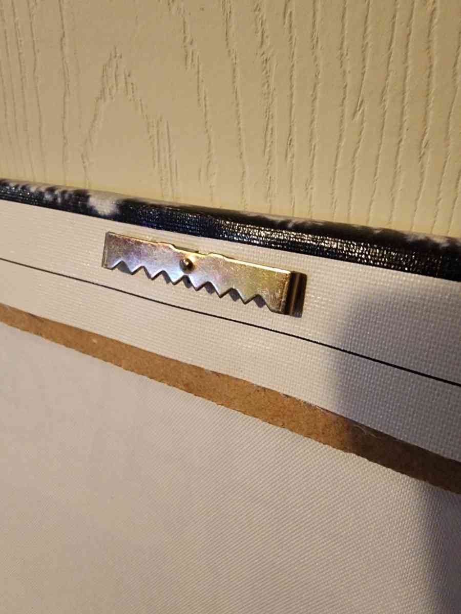 Street Skull by CK Art Department - Union, New Jersey - FleaMarketBay