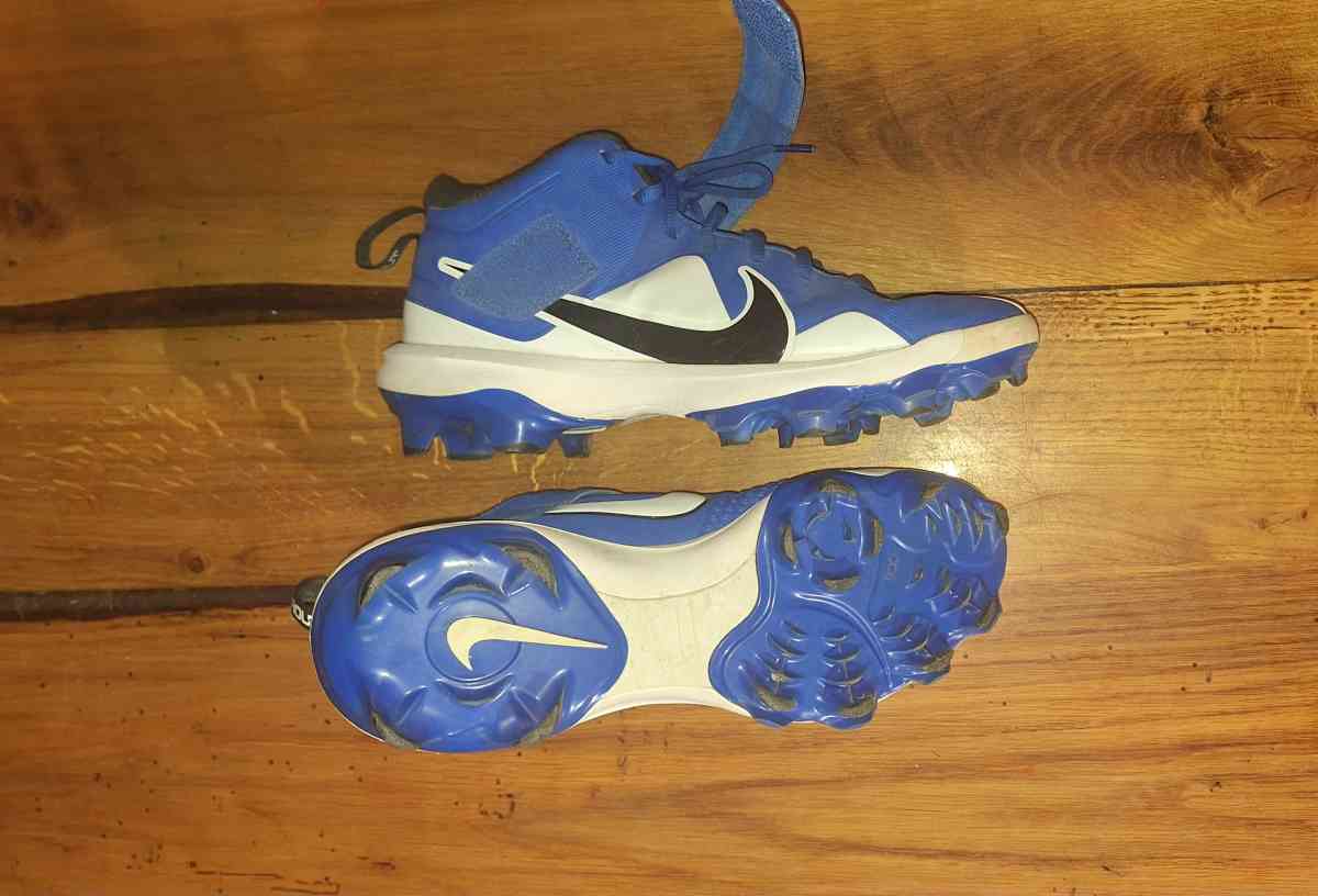 Blue Nike Cleats - Naples, Florida - FleaMarketBay
