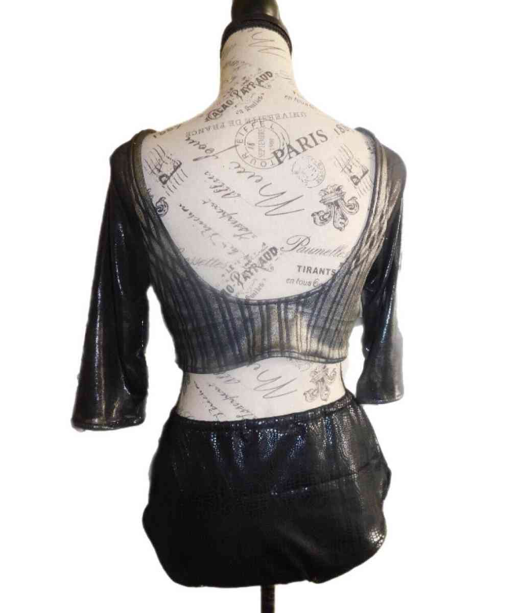 Black and Gray Dancewear - Miami, Florida - FleaMarketBay