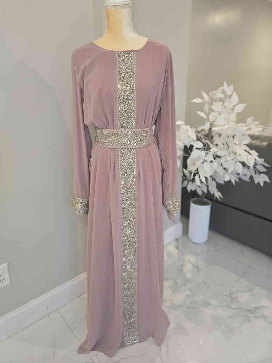 Egyptian Abaya 4 pieces belted fancy elegant dress - Columbus, Ohio - FleaMarketBay