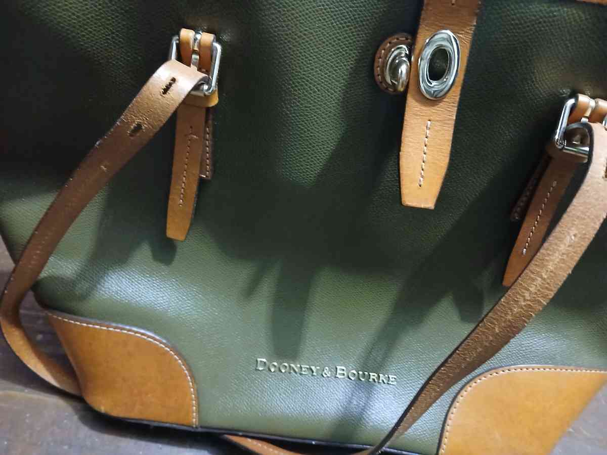 All leather Dooney BOURKE TOTE - Accord, New York - FleaMarketBay